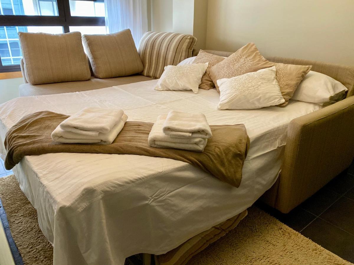 Giralda 2 Apartment Понтеареас Екстериор снимка