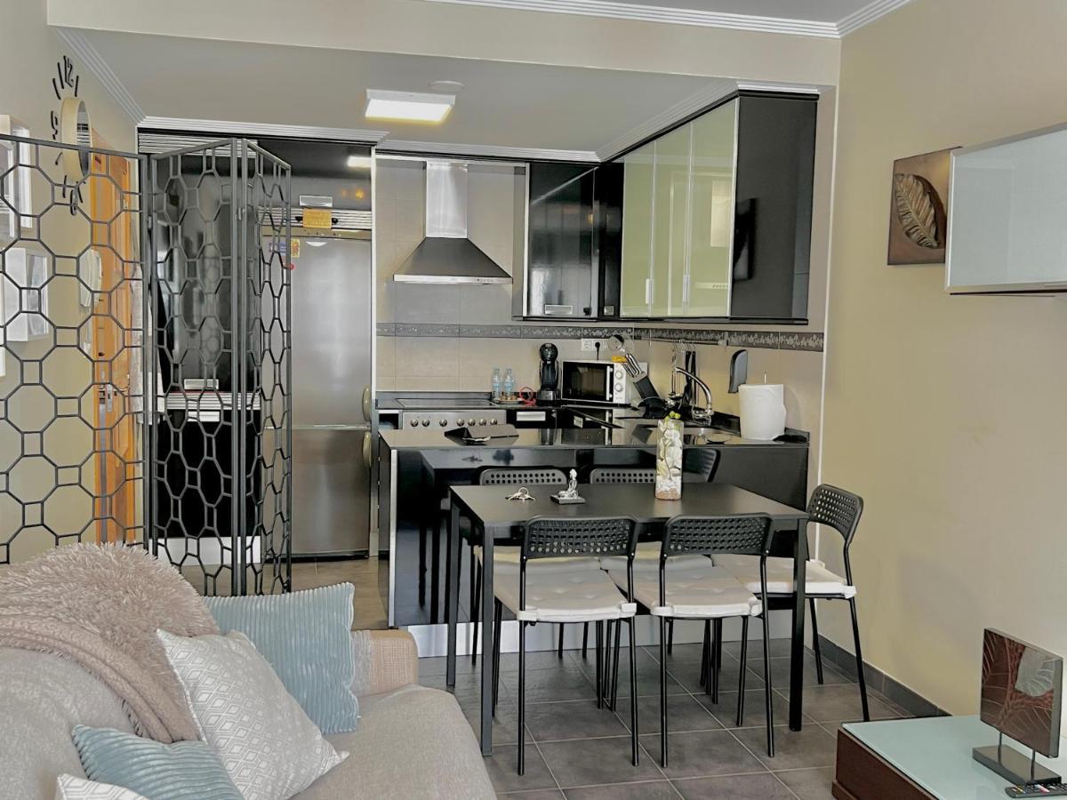 Giralda 2 Apartment Понтеареас Екстериор снимка