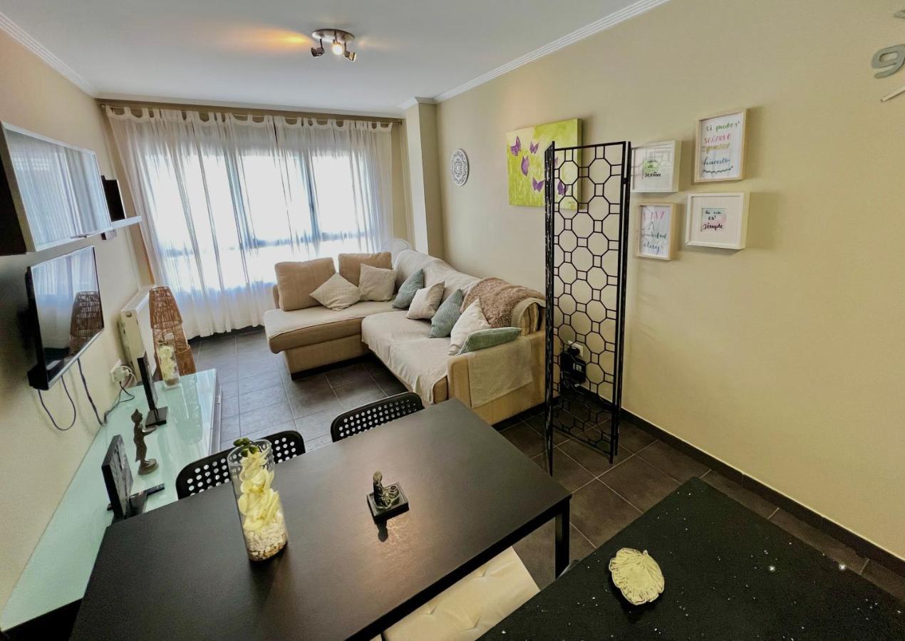 Giralda 2 Apartment Понтеареас Екстериор снимка