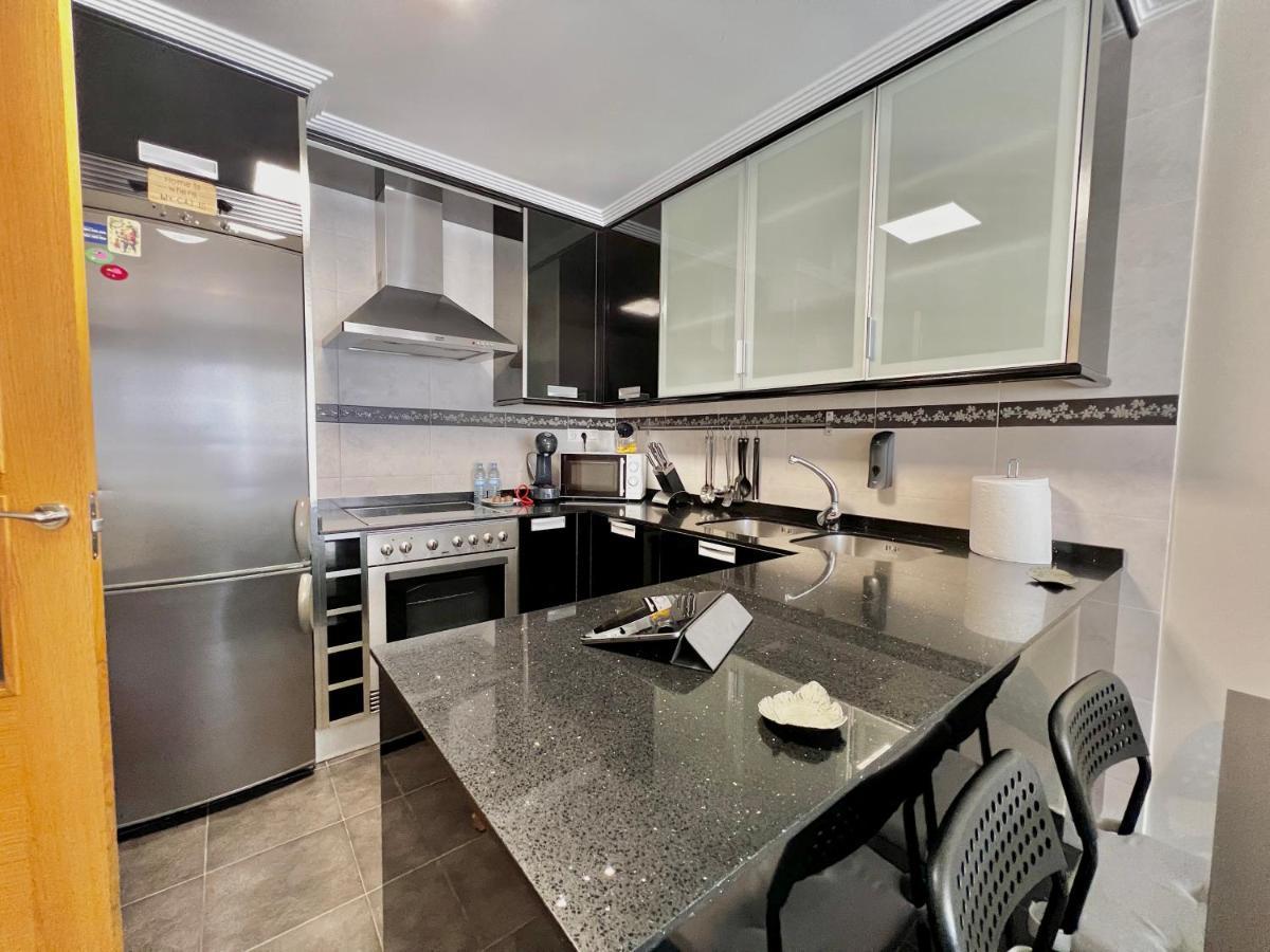 Giralda 2 Apartment Понтеареас Екстериор снимка