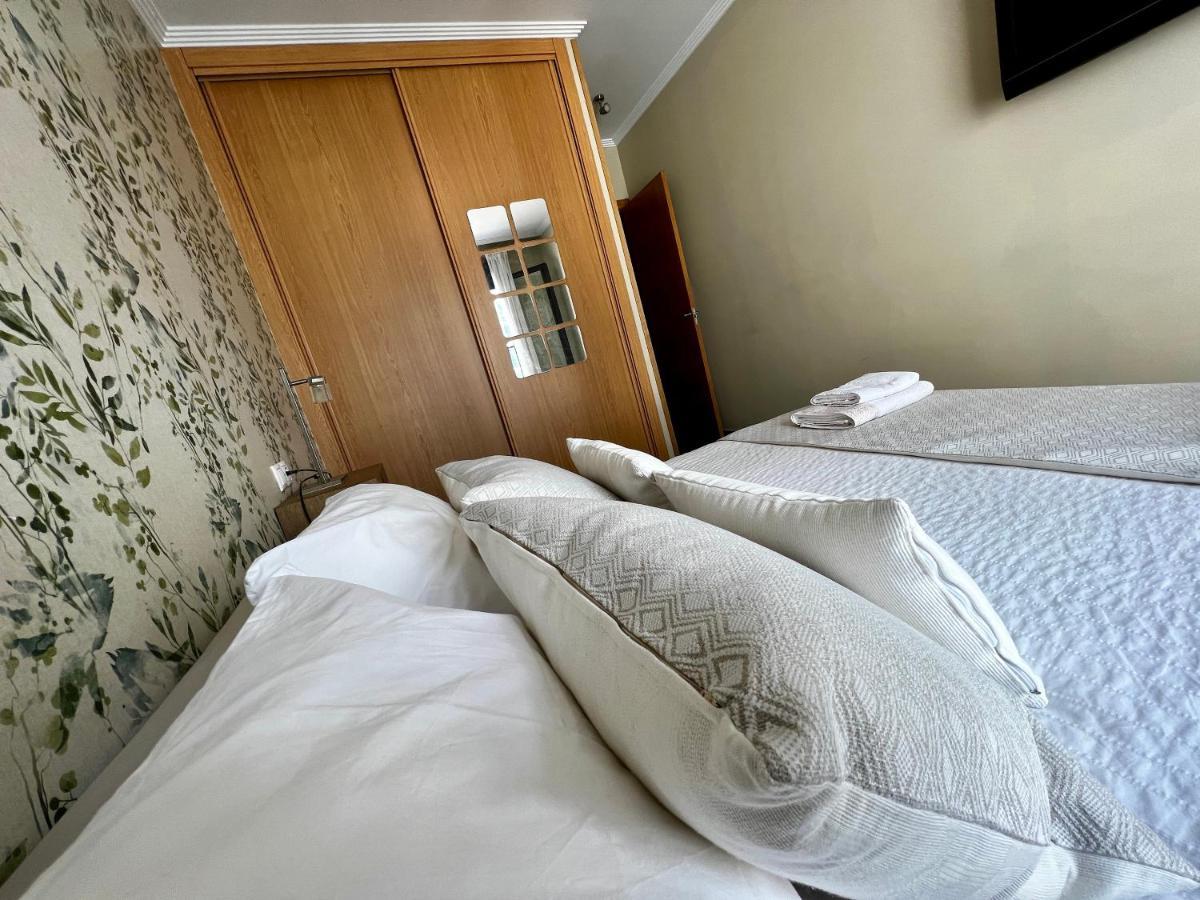 Giralda 2 Apartment Понтеареас Екстериор снимка