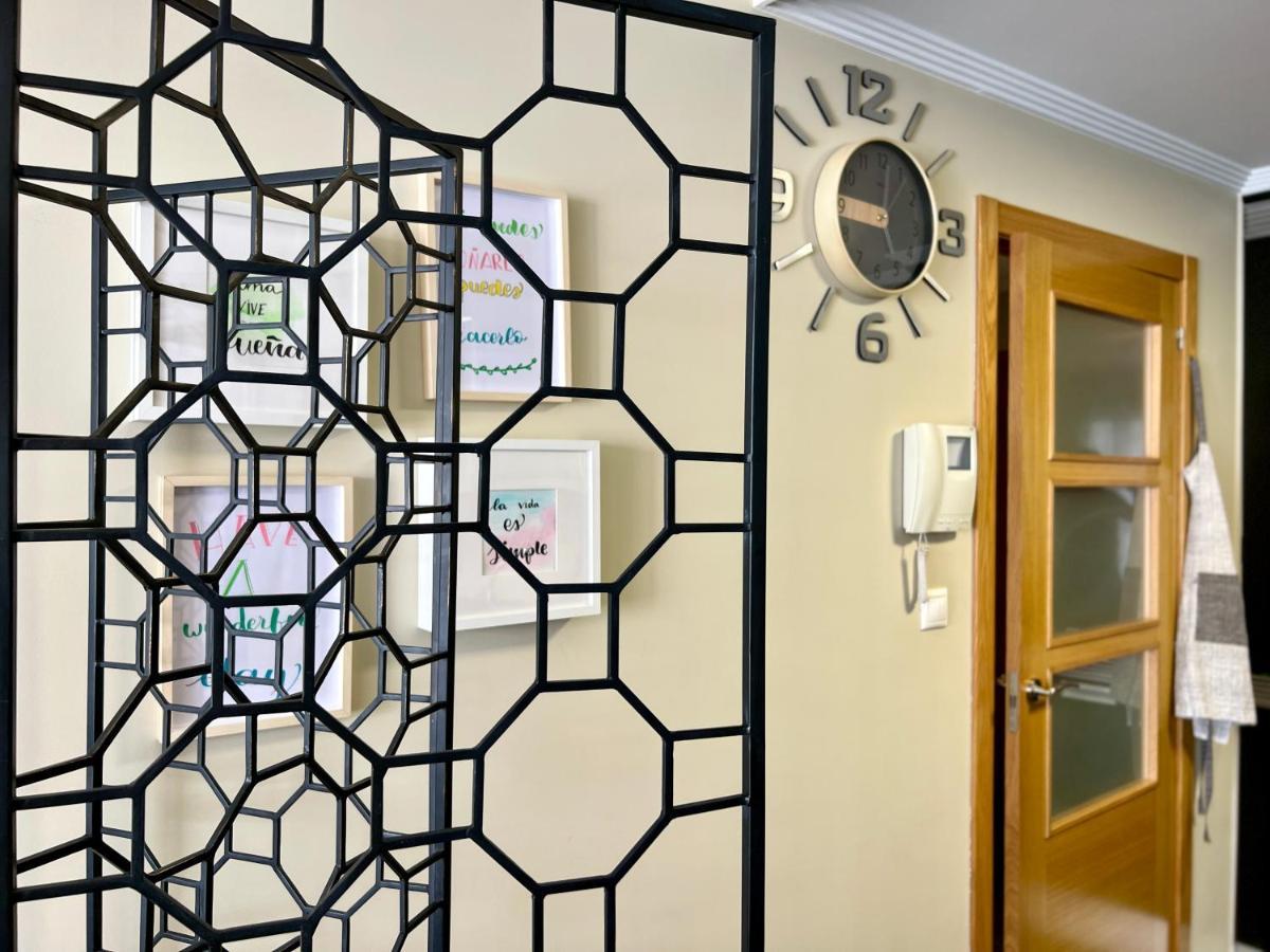 Giralda 2 Apartment Понтеареас Екстериор снимка